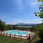Дом отдыха In With Pool & Apecchio